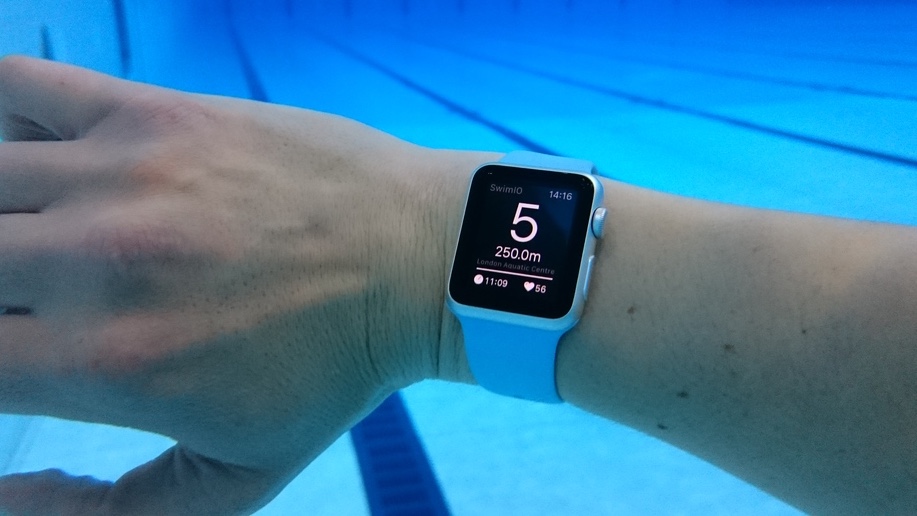 ساعت هوشمند ضد آب اپل